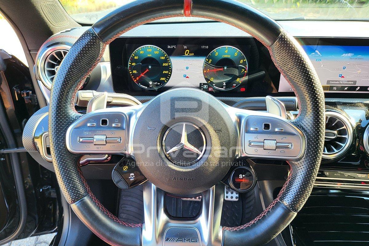MERCEDES CLA 35 AMG 4Matic Shooting Brake