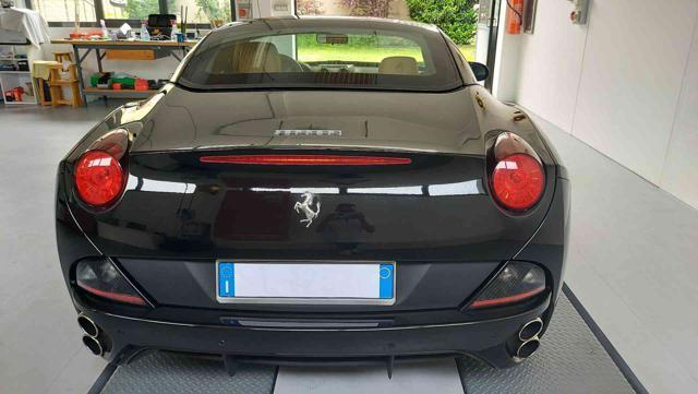 FERRARI California 13000km pari al nuovo IVA esposta
