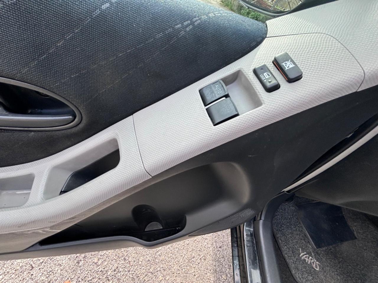 Toyota Yaris 1.4 D-4D 5 porte