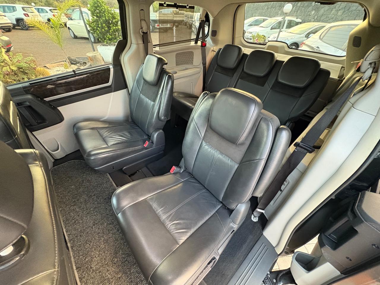 Chrysler Voyager Grand 2.8 CRD DPF Limited