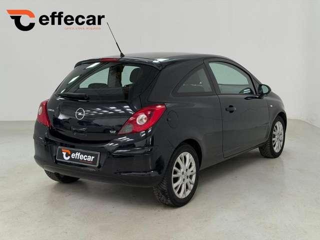 Opel Corsa 1.2 3 porte EnjoyNEOPATENTATI