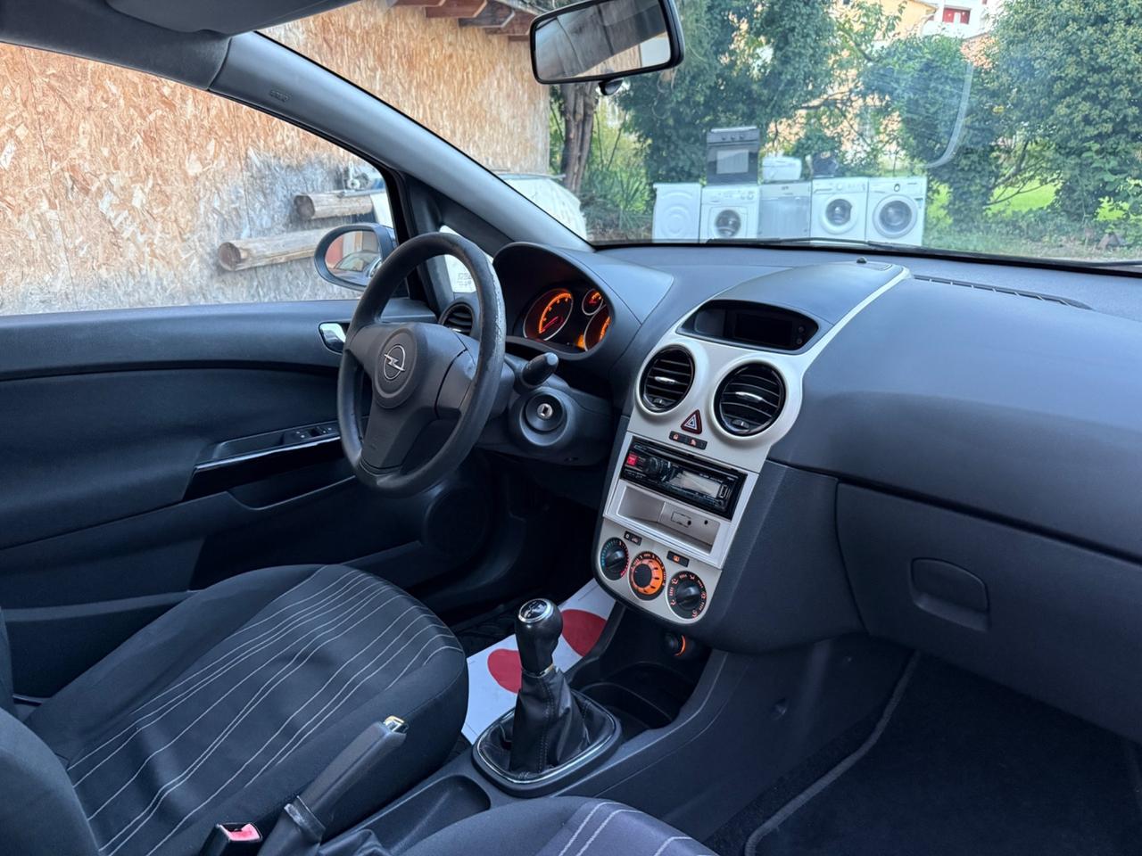 Opel Corsa 1.0 3 porte Enjoy