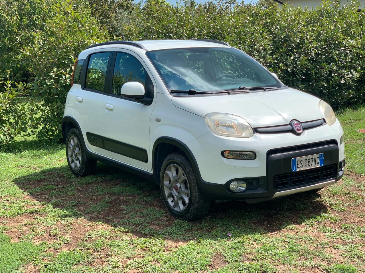 Fiat Panda 1.3 MJT S&S 4x4 Gancio Traino Thule