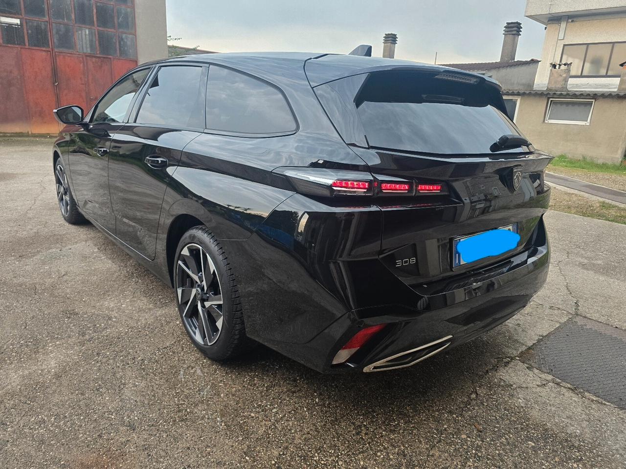 Peugeot 308 BlueHDi 130 S&S EAT8 SW Allure Pack