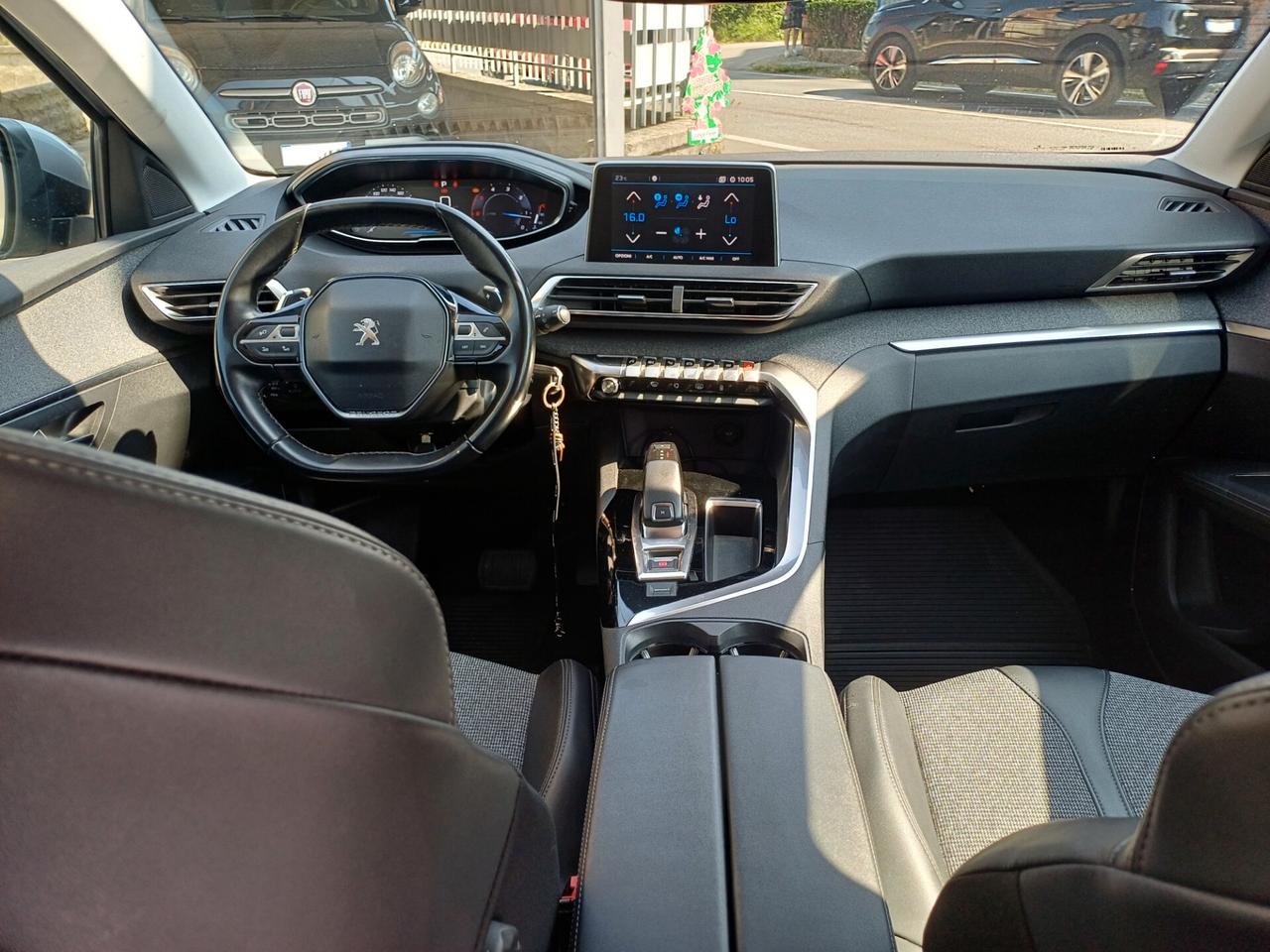 Peugeot 3008 BlueHDi 130 S&S EAT8 Allure