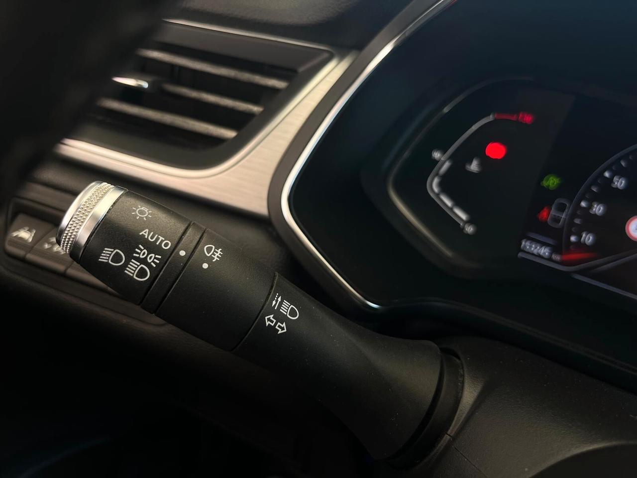Renault Captur 1.5 BluedCi 115cv Intense FULL