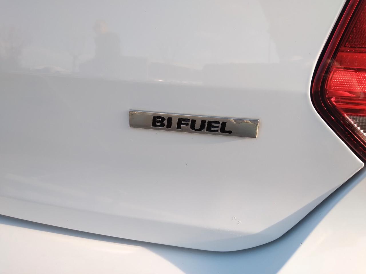 Volkswagen Polo 1.6 82cv 5 porte Comfortline BiFuel x neopatentati