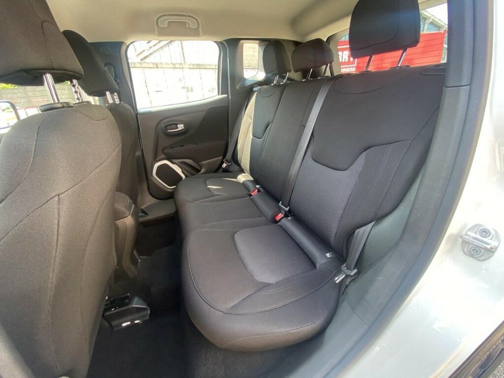 Jeep Renegade 1.6 E-TorQ EVO Sport FWD