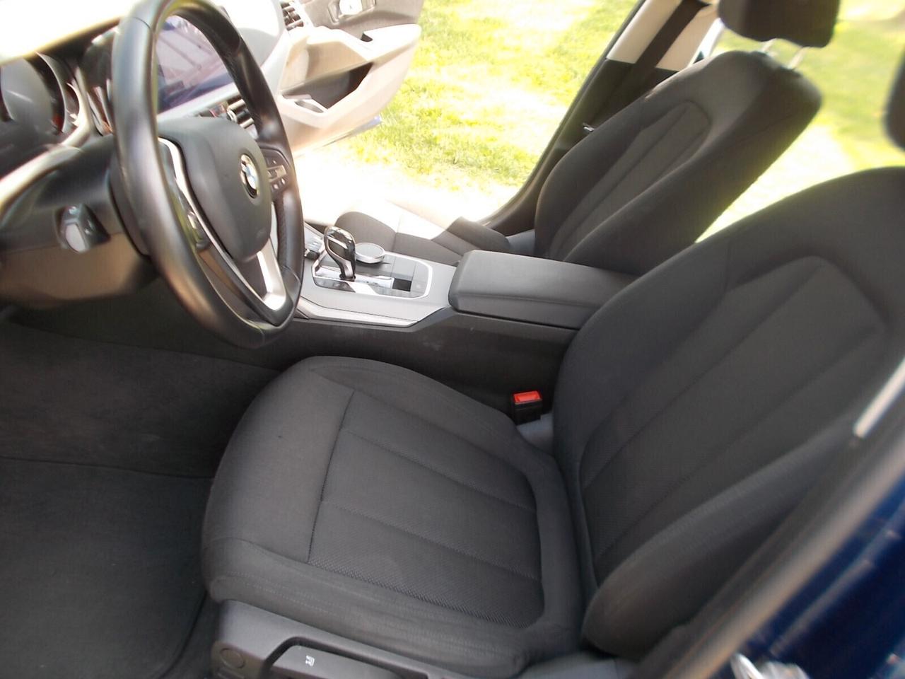 Bmw 318d Touring 150cv Aut. *FULL OPT.* da VETRINA