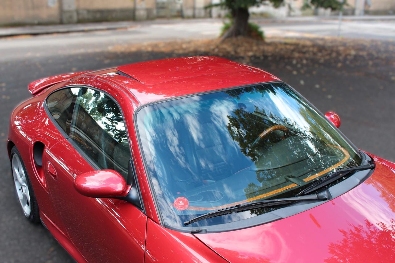Porsche 911 996 Turbo cat Coupé