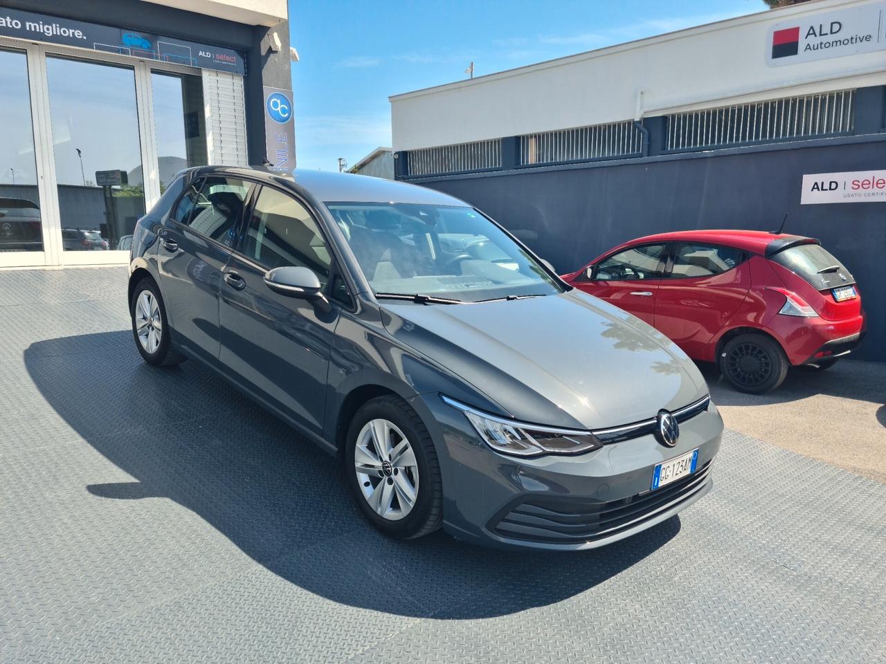 Volkswagen Golf 1.0 TSI EVO Life DSG