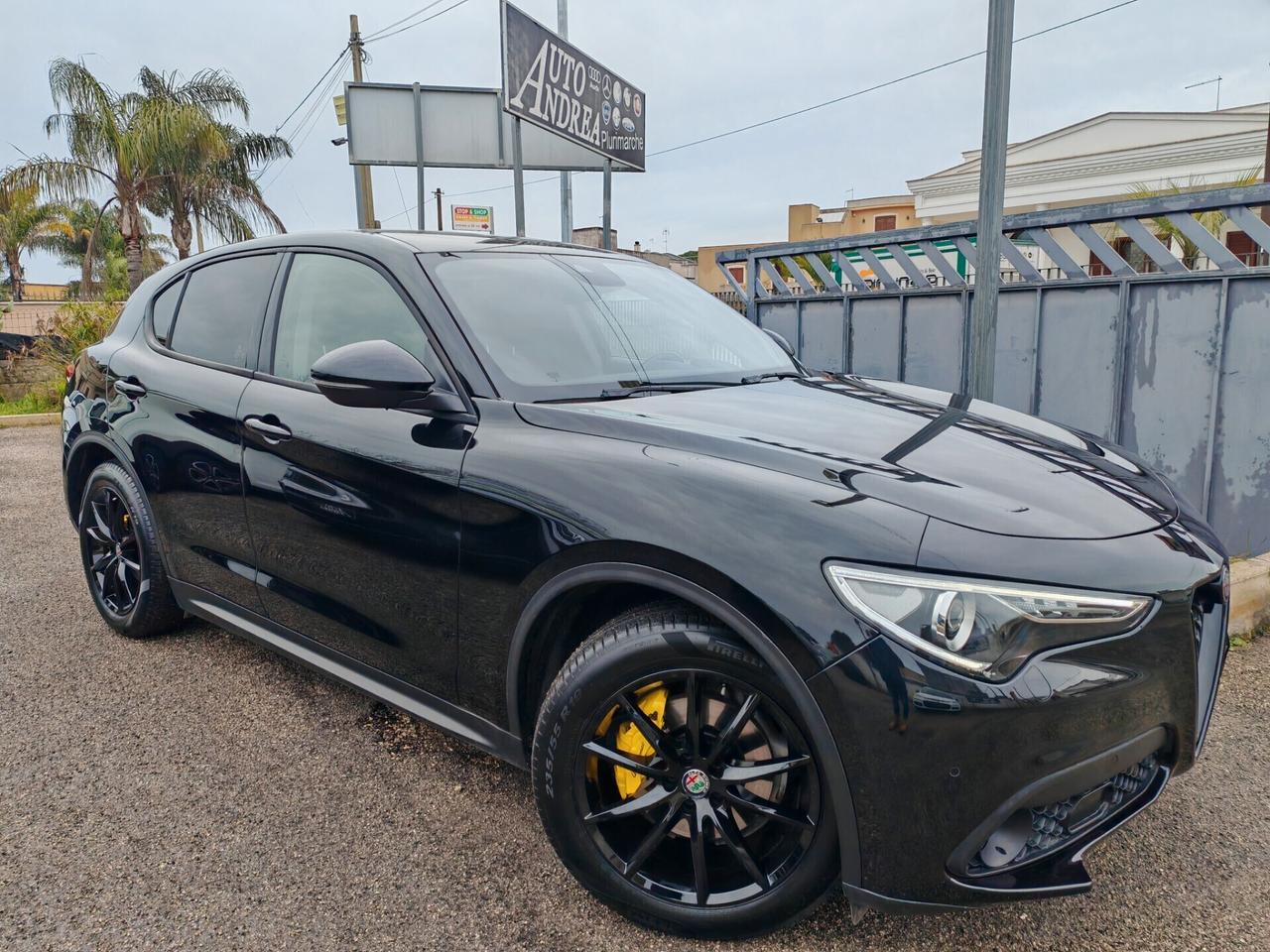 Alfa Romeo Stelvio 2.2 190cv Bleck Edition 2021