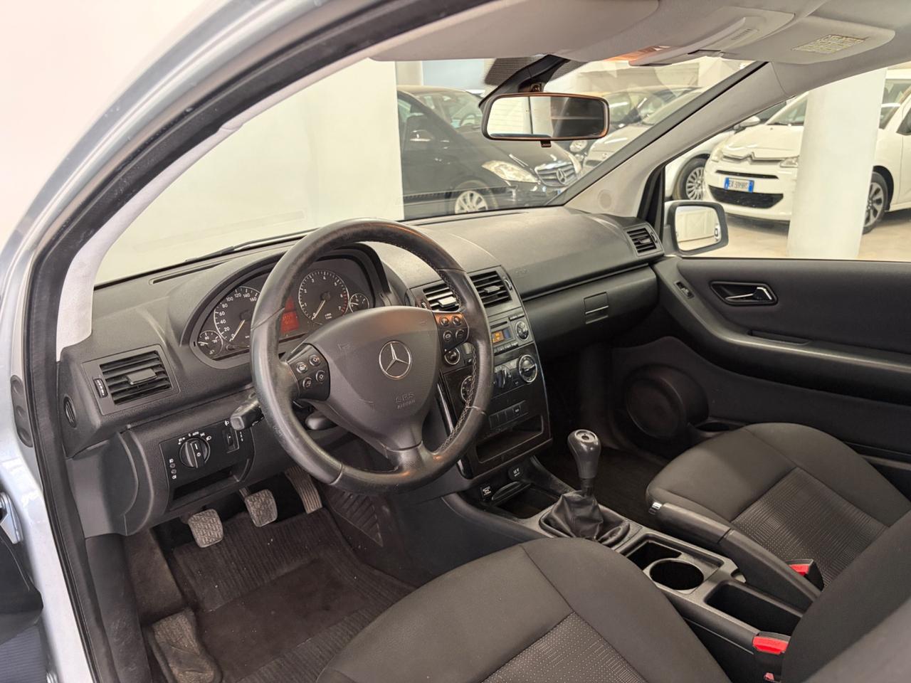 Mercedes-benz A 160 BlueEFFICIENCY Coupé Elegance