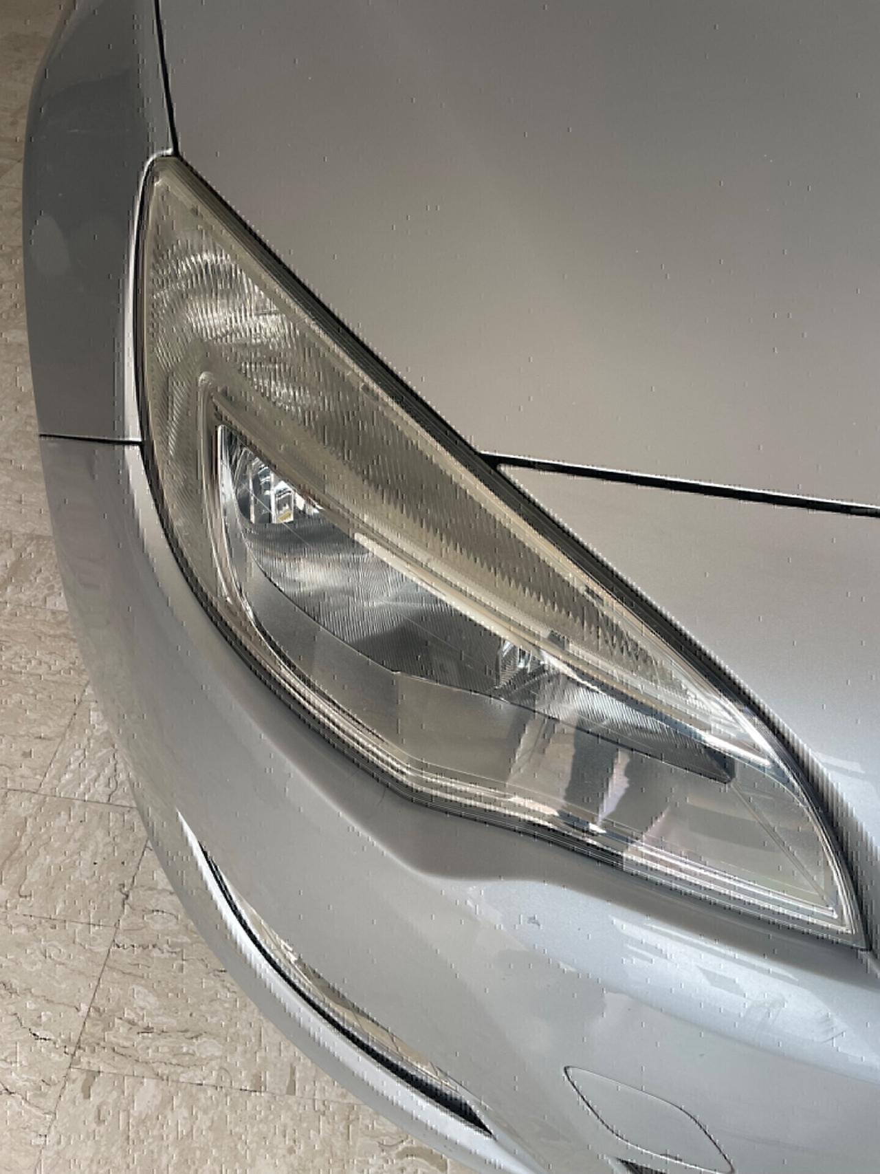 OPEL ASTRA 1.4 100 CV 5 PORTE COSMO