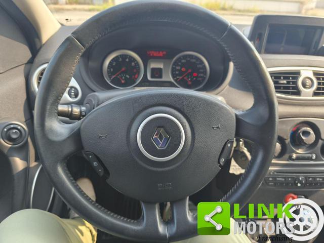 RENAULT Clio 1.2 16V SporTour Luxe