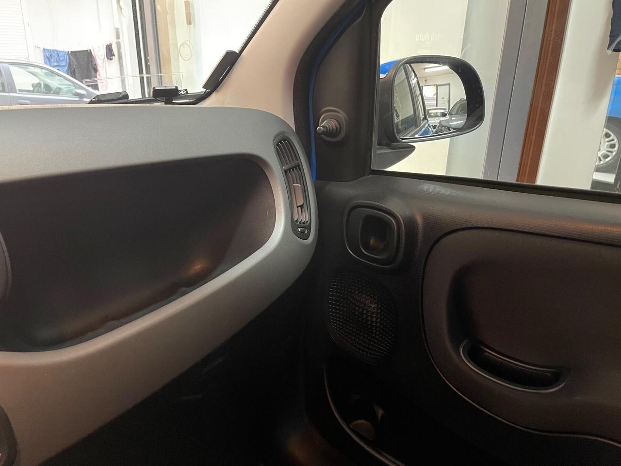 Fiat Panda 1.2 Benzina 69 CV Pandazzurri