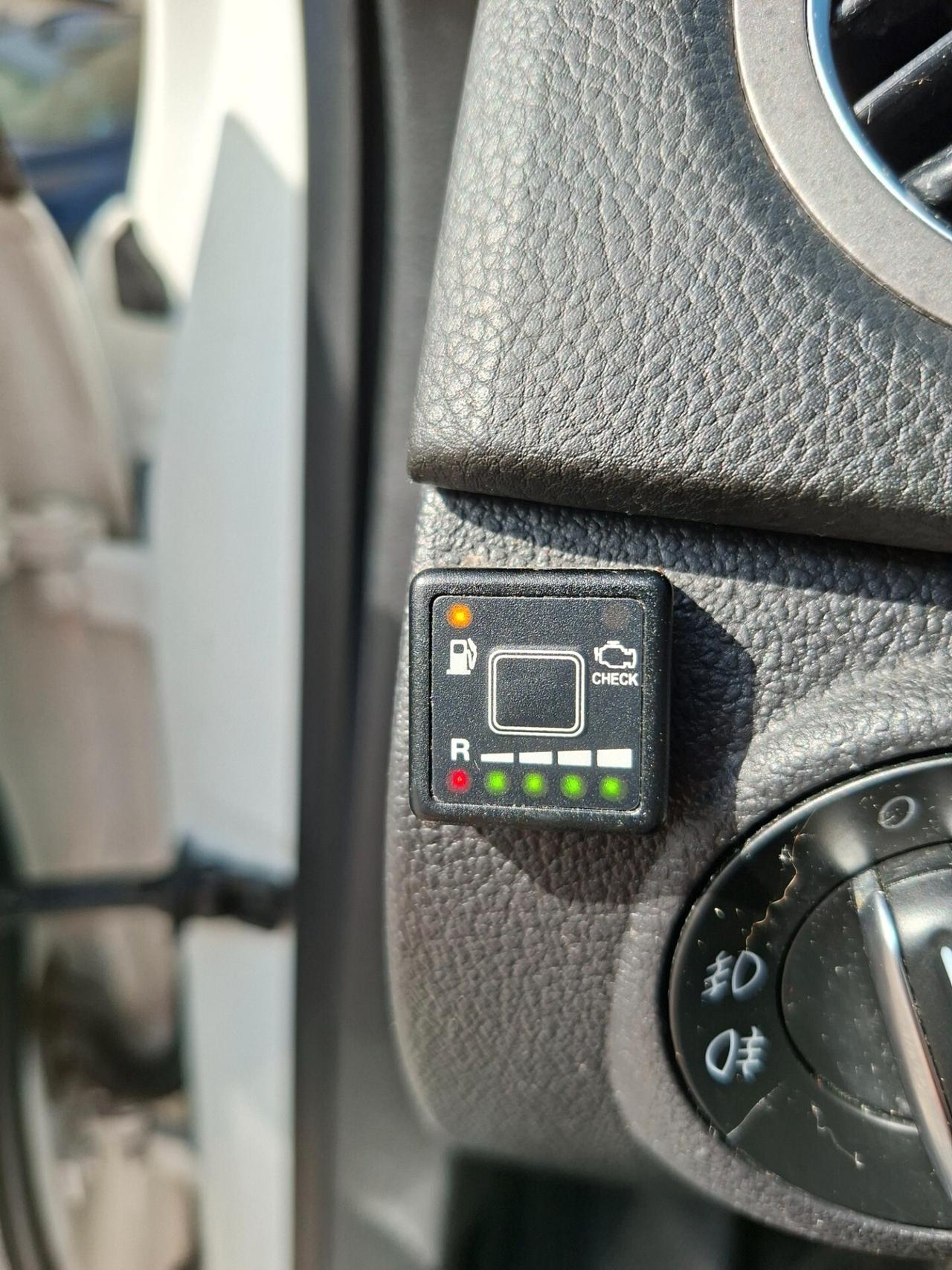 Volkswagen Tiguan 2011 2.0 tdi/GPL !!!