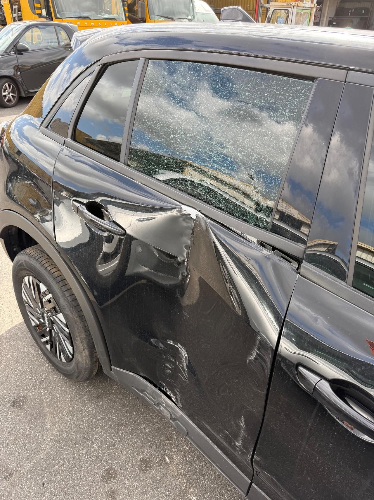 Fiat 600 Hybrid 145 CV Automatica INCIDENTATA