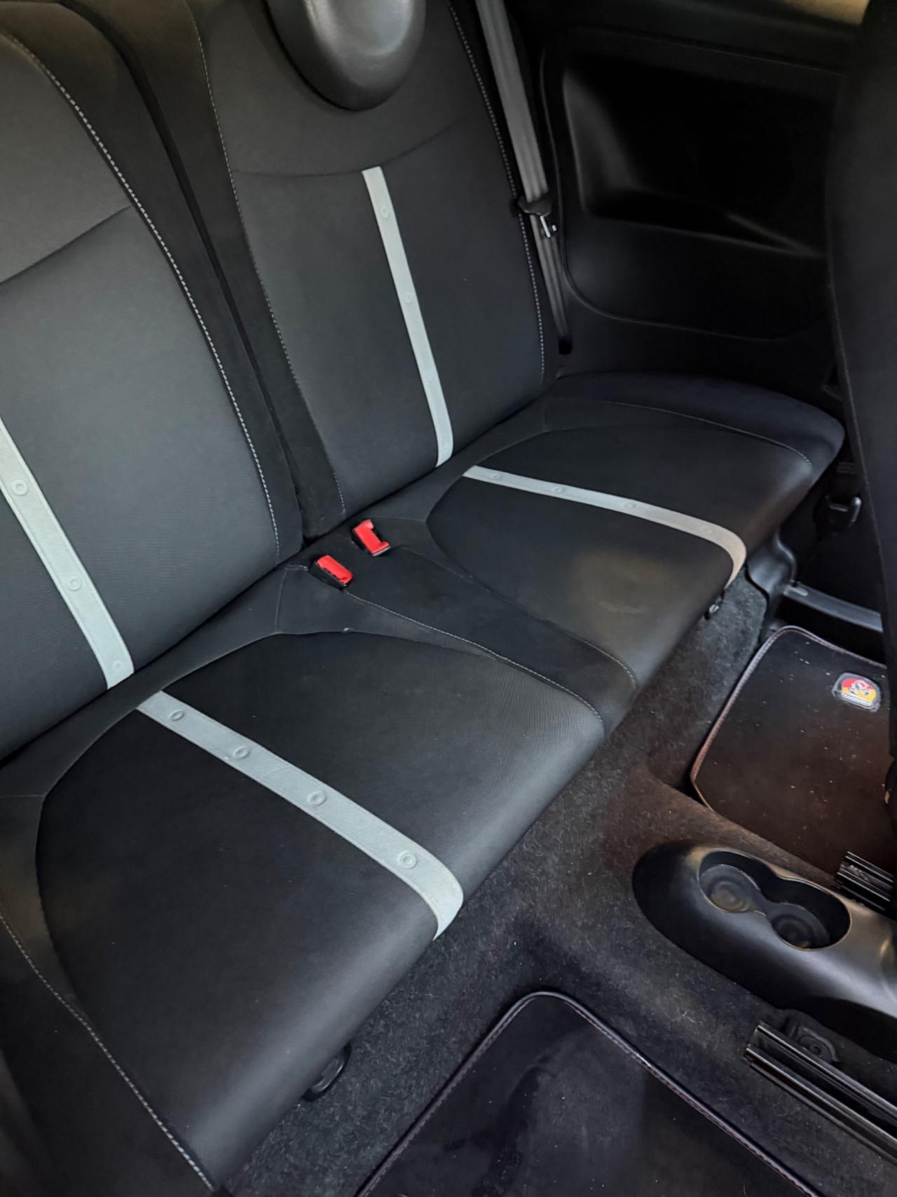 Abarth 500 1.4 Turbo T-Jet Custom