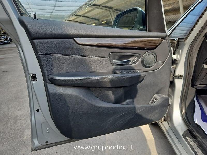 BMW Serie 2 Active Tourer Serie 2 F45 2014 Active Tourer 216d Active Tourer Luxury my17