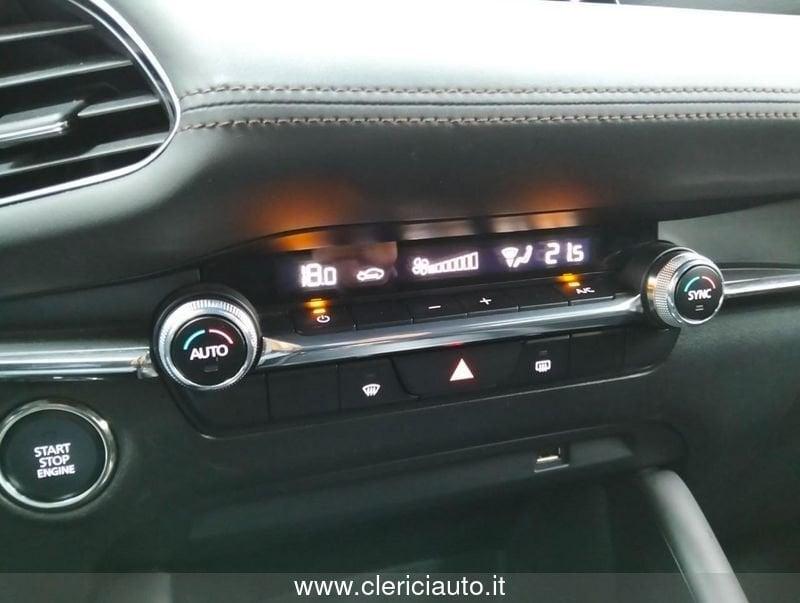 Mazda Mazda3 3 2.0L Skyactiv-G M-Hybrid Exceed