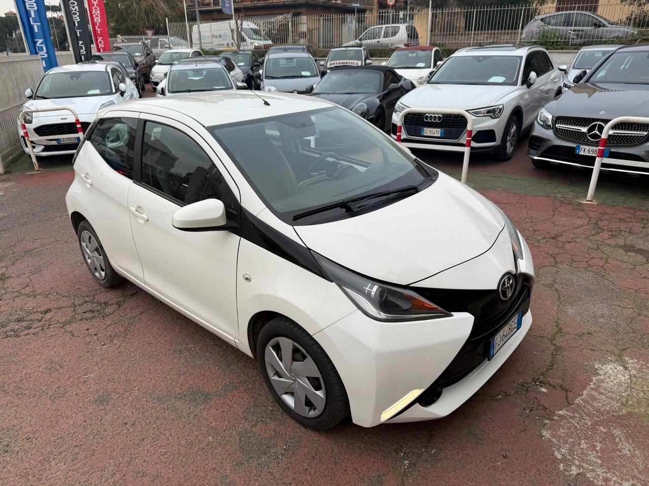 TOYOTA AYGO *ADATTA PER NEOPATENTATI