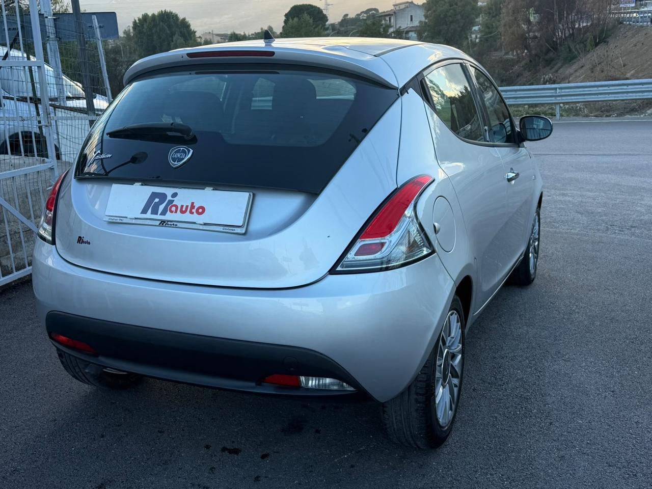 Lancia Ypsilon 1.3 multijet 95 cv