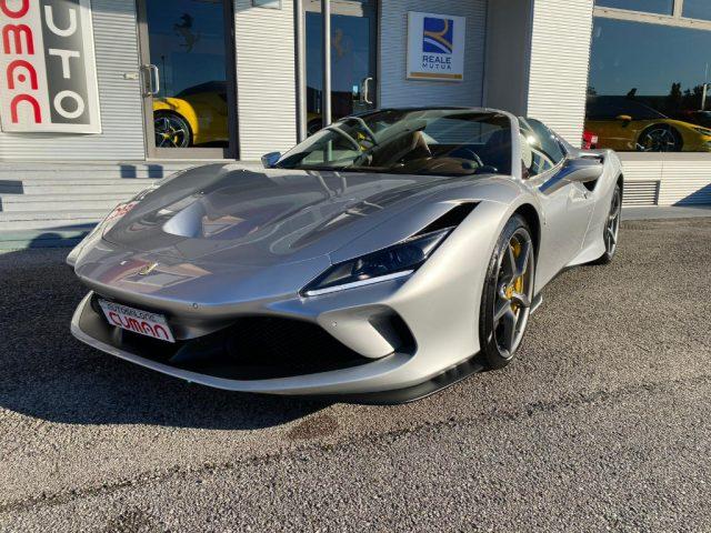 FERRARI F8 Spider