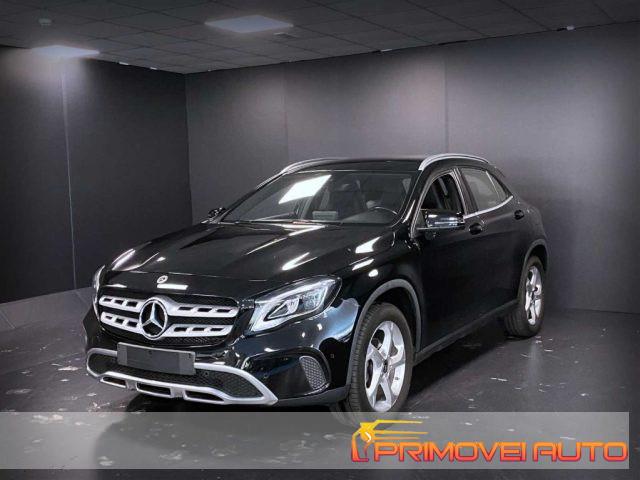 MERCEDES-BENZ GLA 200 d Automatic Sport