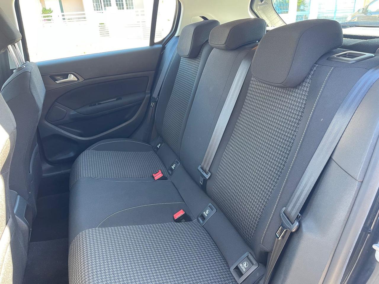 Peugeot 308 1.5 Blue HDI 100 Active #10305