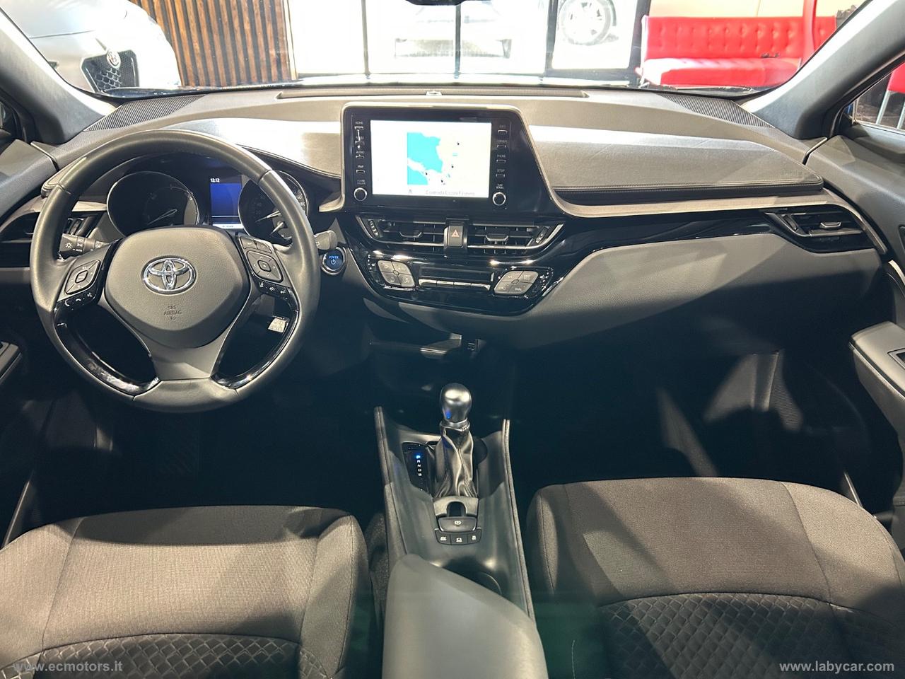 TOYOTA C-HR 1.8 Hybrid E-CVT Business