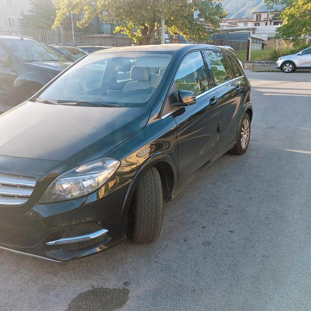 Mercedes-benz B 200 NGD Sport