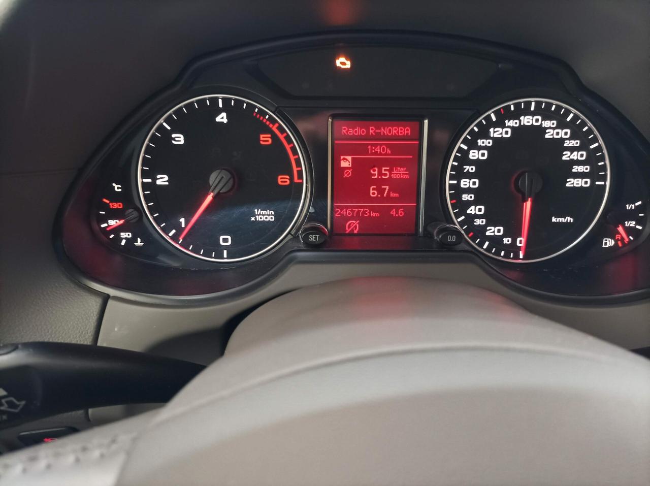 Audi Q5 2.0 TDI 143 CV quattro 06/2011