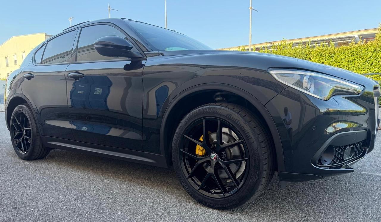 Alfa Romeo Stelvio 2.2 Turbodiesel 210 CV AT8 Q4 Super