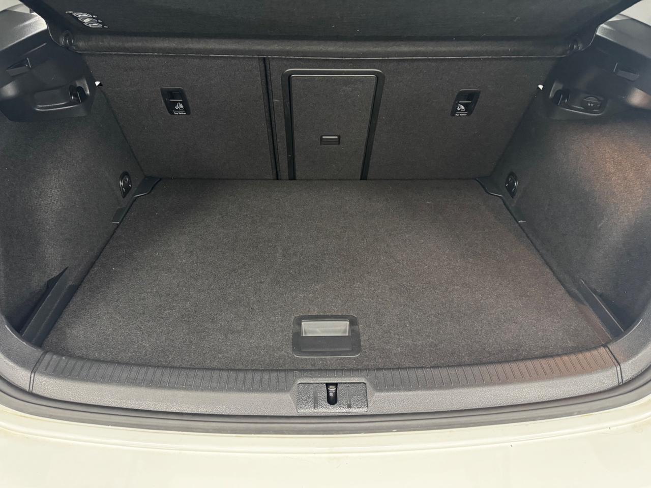 Volkswagen Golf 2.0 TDI 5p. 4MOTION Highline BlueMotion Technology