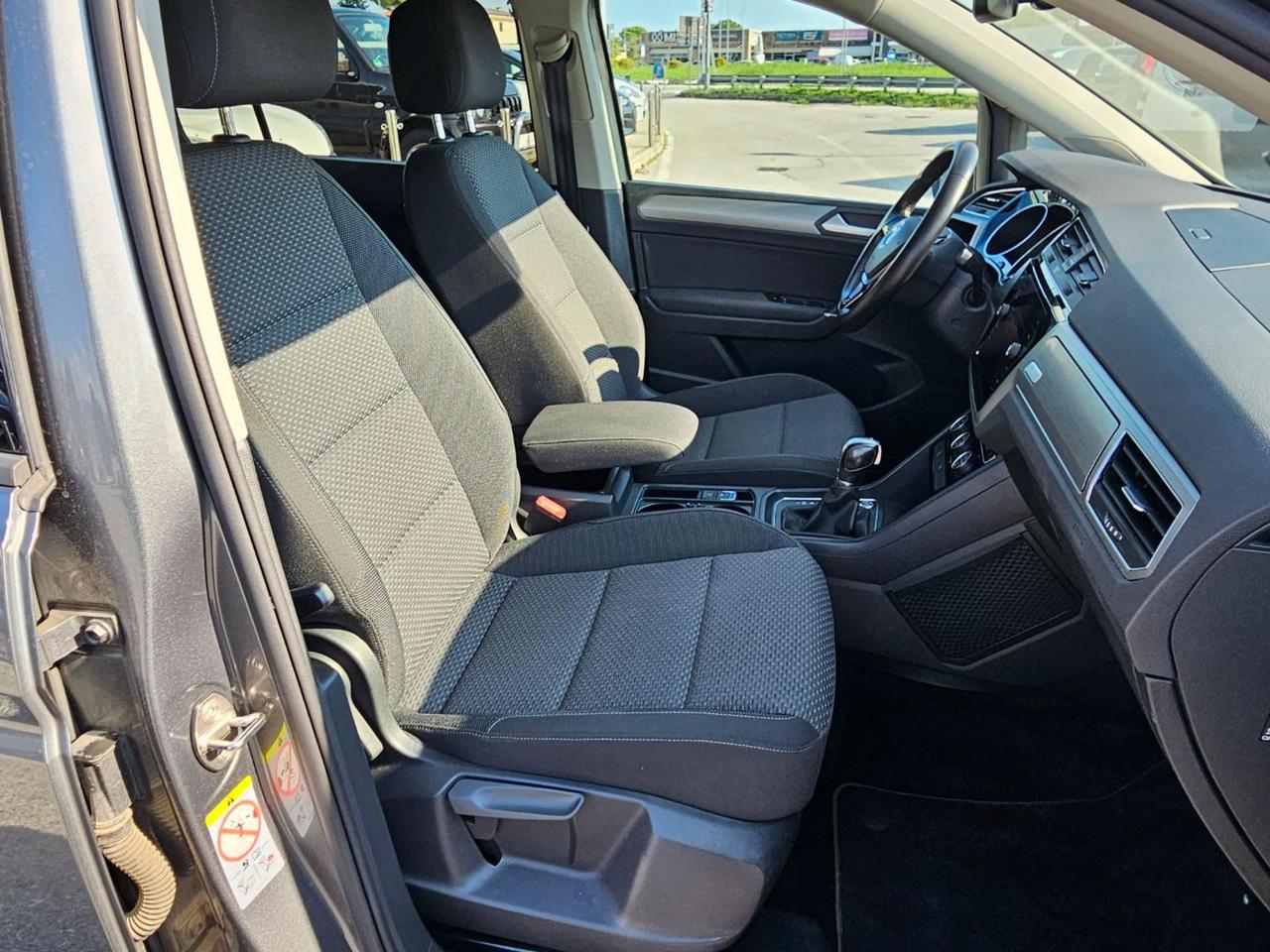 Volkswagen Touran 1.6 TDI 115 CV SCR DSG Comfortline