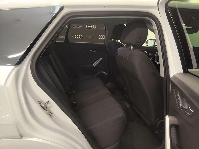 Audi Q2 Q2 35 2.0 tdi Identity Black s-tronic