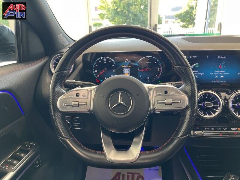 Mercedes-Benz GLA GLA 200 d Automatic Premium *Tetto*Ambient light*