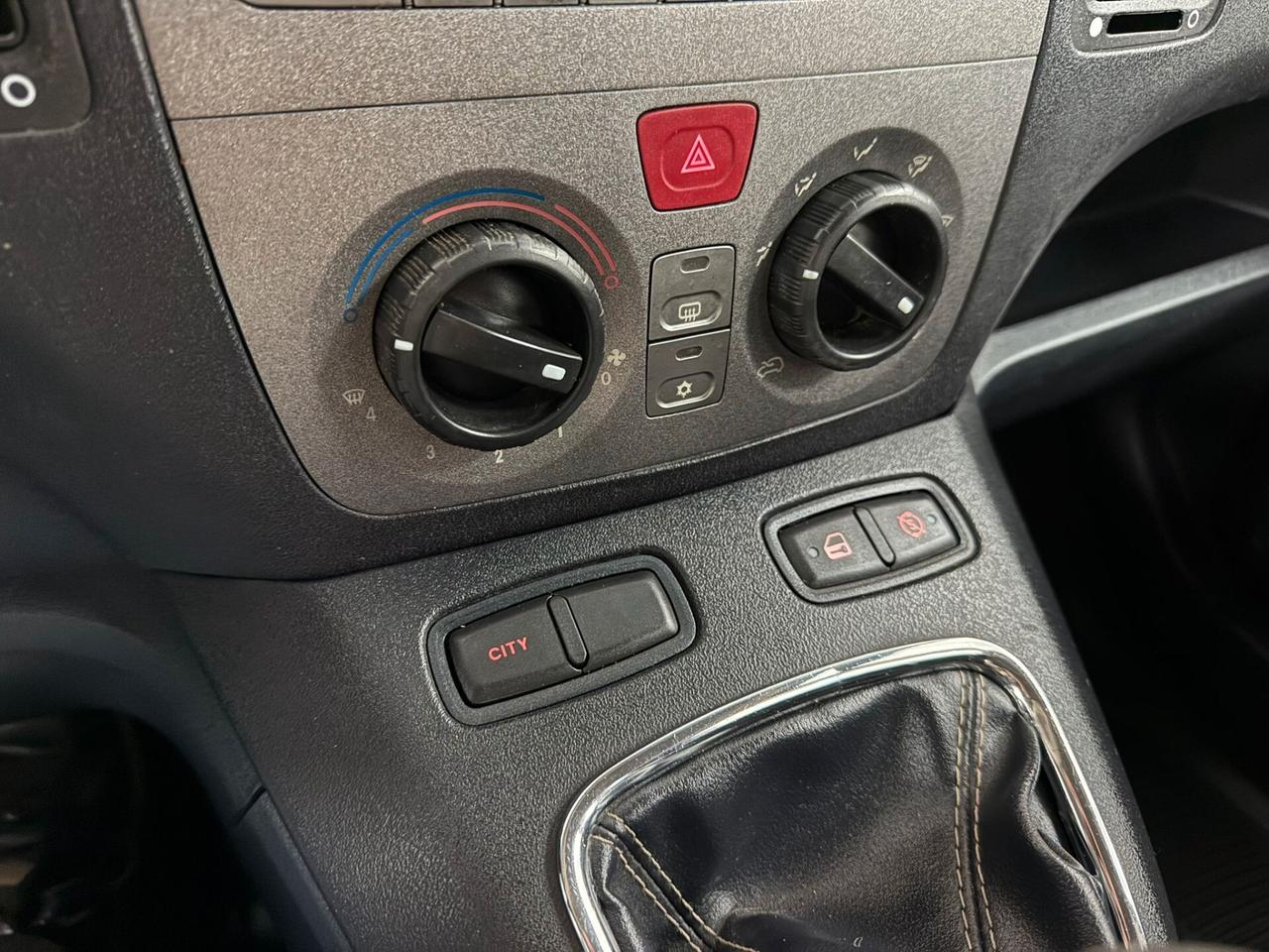 Lancia Musa 1.3 Mjt 95cv 5th Avenue