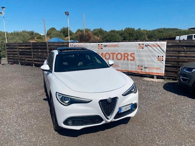 Alfa Romeo Stelvio 2.2 Turbodiesel 210 CV AT8 Q4 Executive
