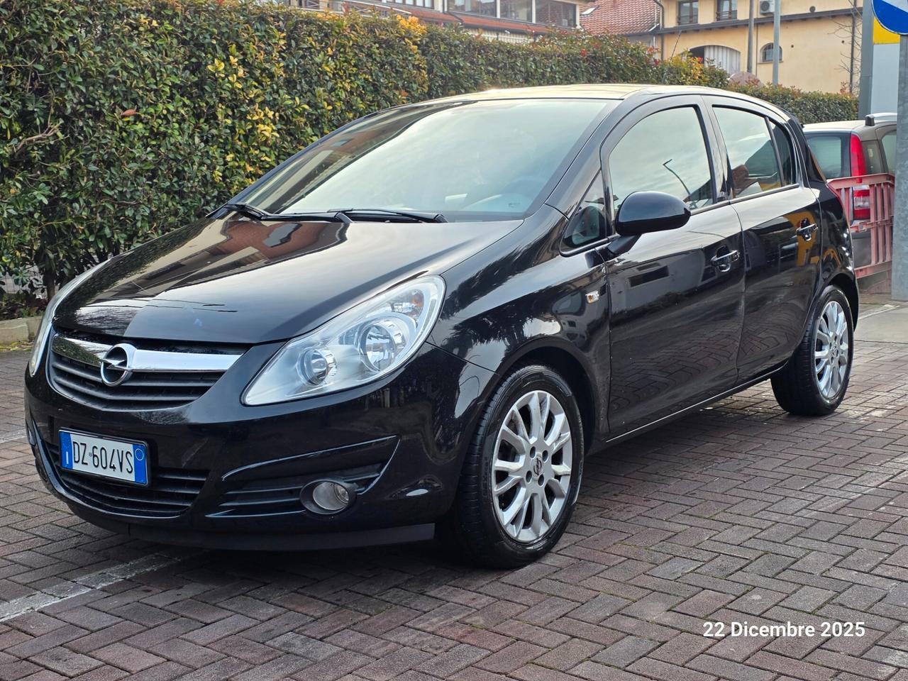 Opel Corsa 1.2 5 porte Cosmo