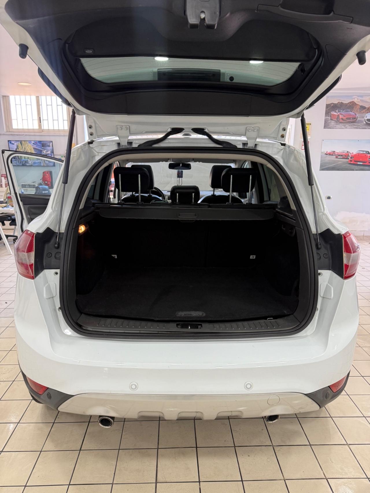 Ford Kuga 2.0 163cv 4x4 titanium tetto