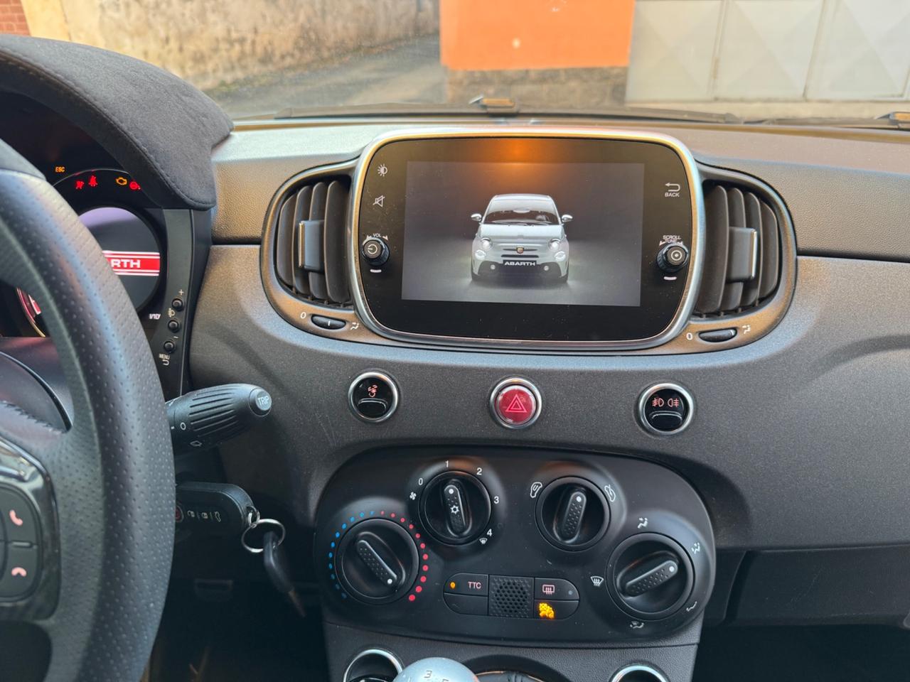 Abarth 595 1.4 Turbo T-Jet 180 CV Competizione