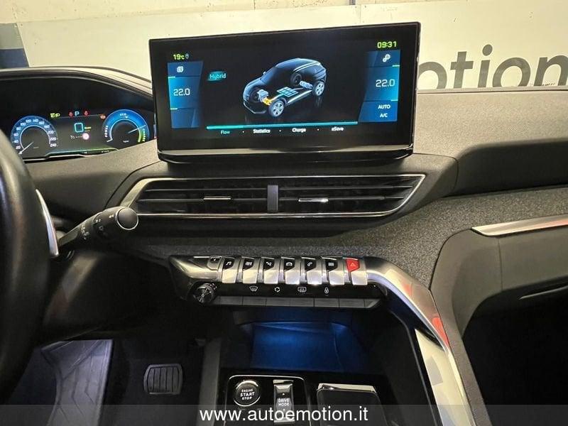 Peugeot 3008 Hybrid4 300 e-EAT8 Allure