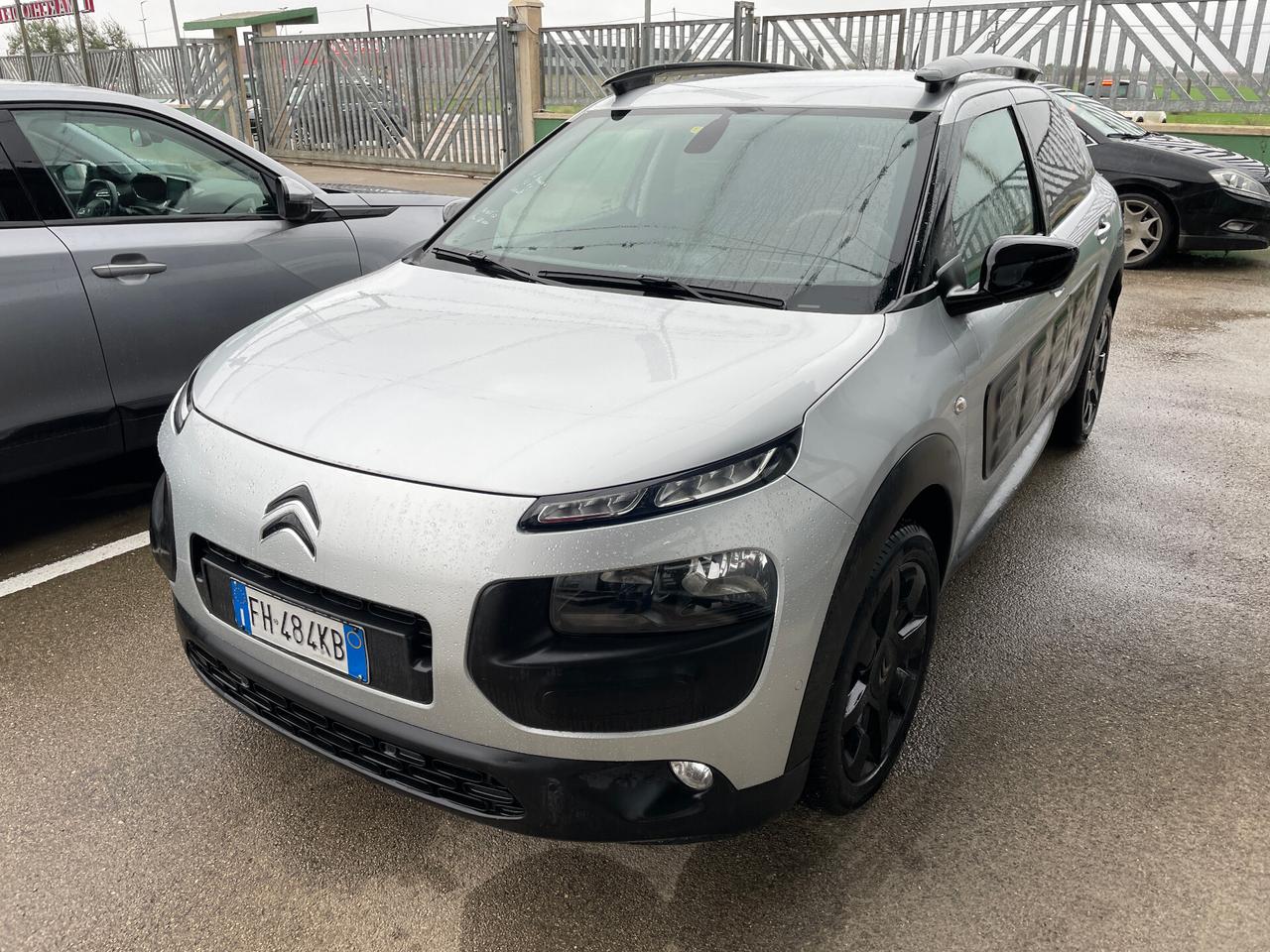 Citroen C4 Cactus 1.2 PureTech 82 Shine-NAVIGATORE