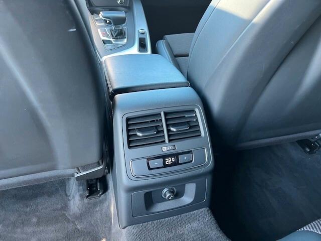 Audi A4 Avant 40 tdi Quattro 190cv s-tronic, S-line, Led