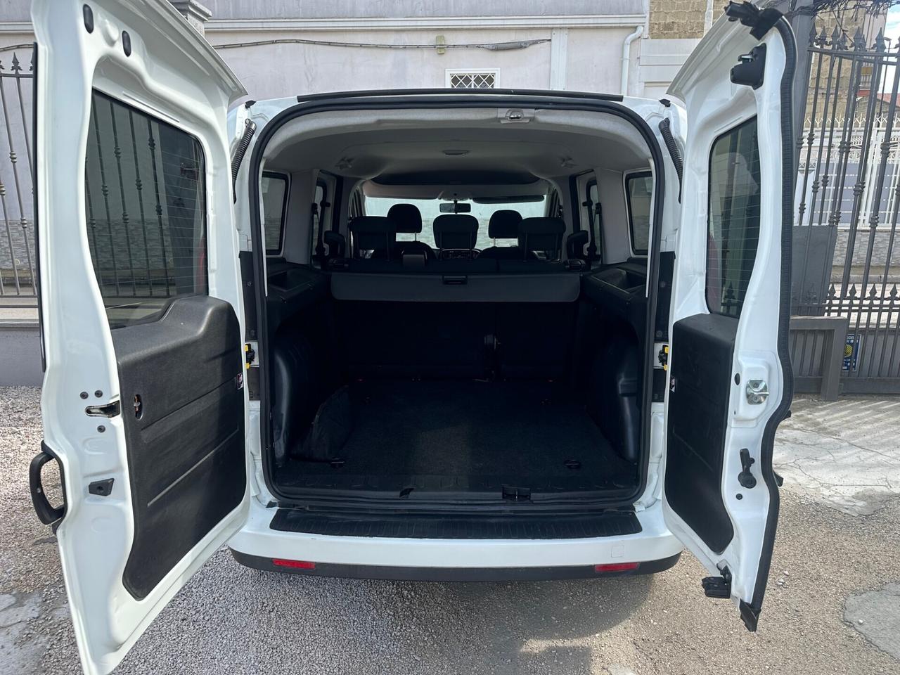 Fiat Doblo 1.6 MJT 120CV Maxi 2019 N1 5 Posti