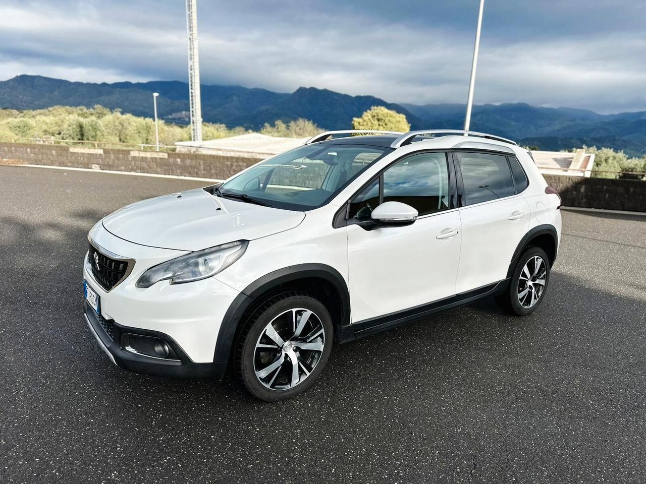 Peugeot 2008 BlueHDi 120 Allure