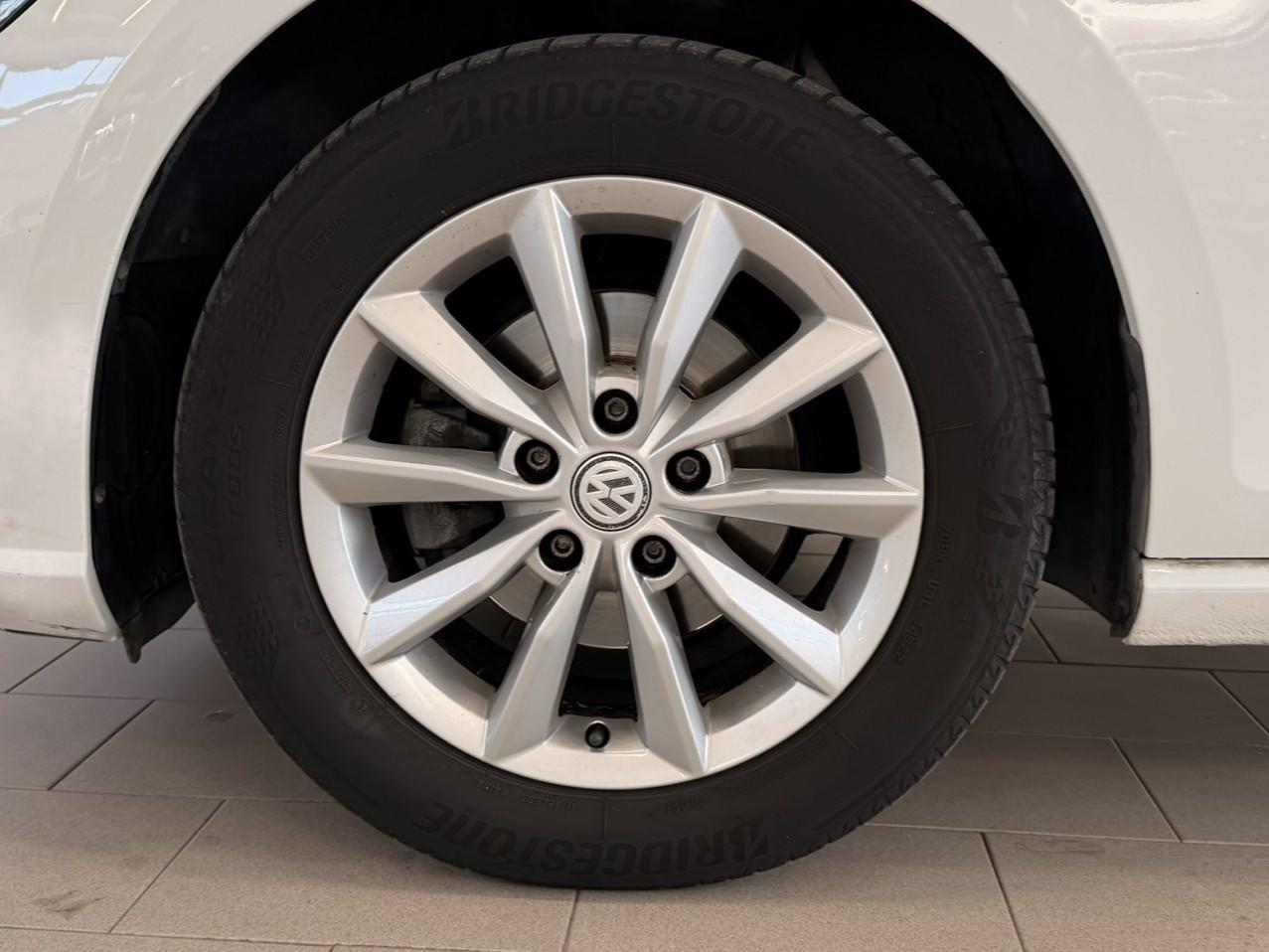 VOLKSWAGEN Golf 7ª serie - Golf 1.0 TSI 85 CV 5p. Trendline BlueMotion Technology