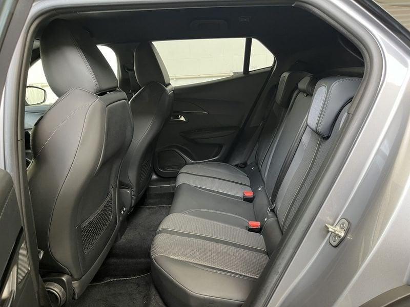 Peugeot 2008 BlueHDi 130 EAT8 GT Line S&S aut. Tua 239,00 al mese